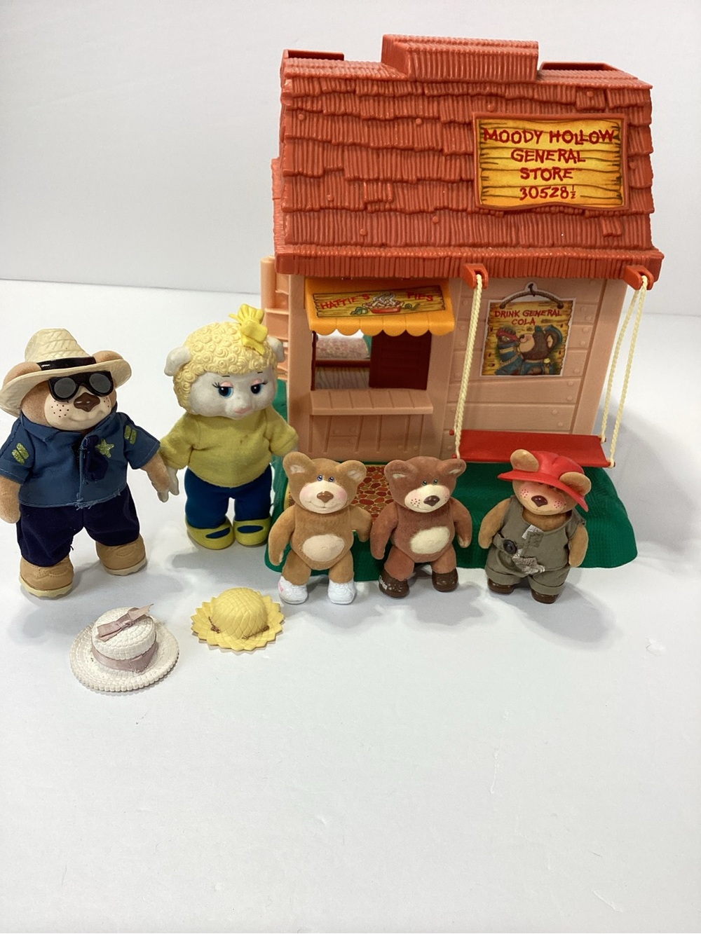 Vintage Furskins Moody Hollow General Store Playset With 4 Bears and Woolma Lamb